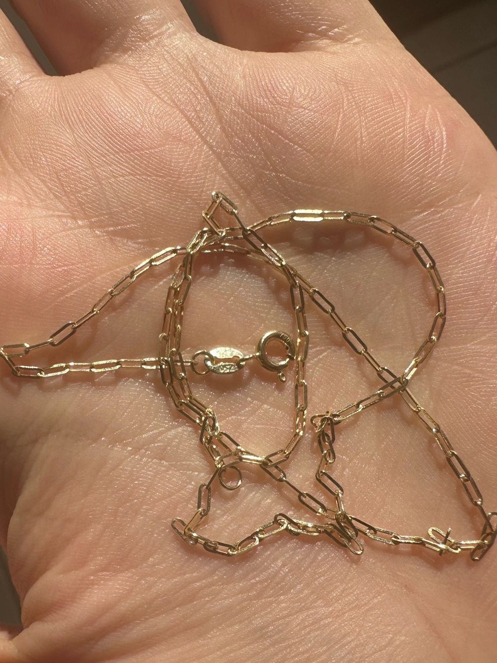 18K 750 Solid Real Gold Paperclip Chain 16 Inch Necklace 1.06 Gram